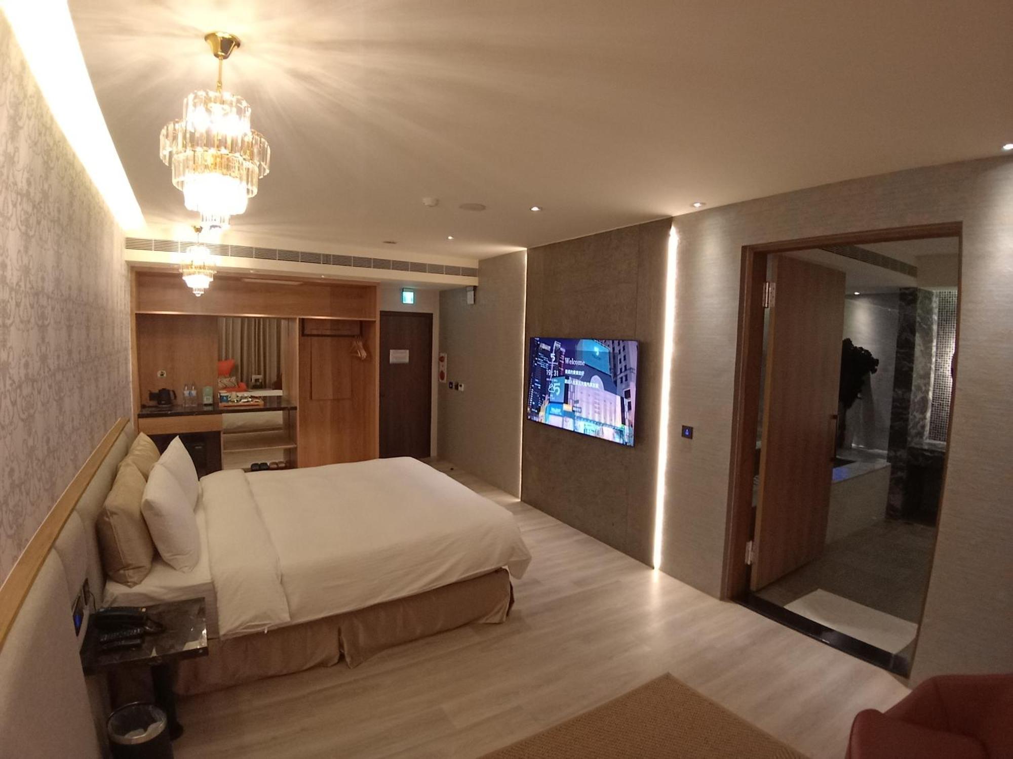 第五大道汽车旅馆 台中 外观 照片